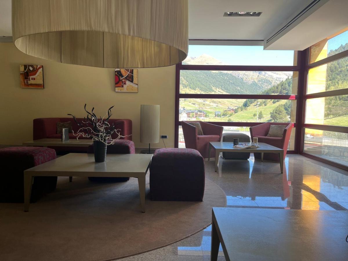 Wuau! Hotel Galanthus & Spa Canillo Exterior photo
