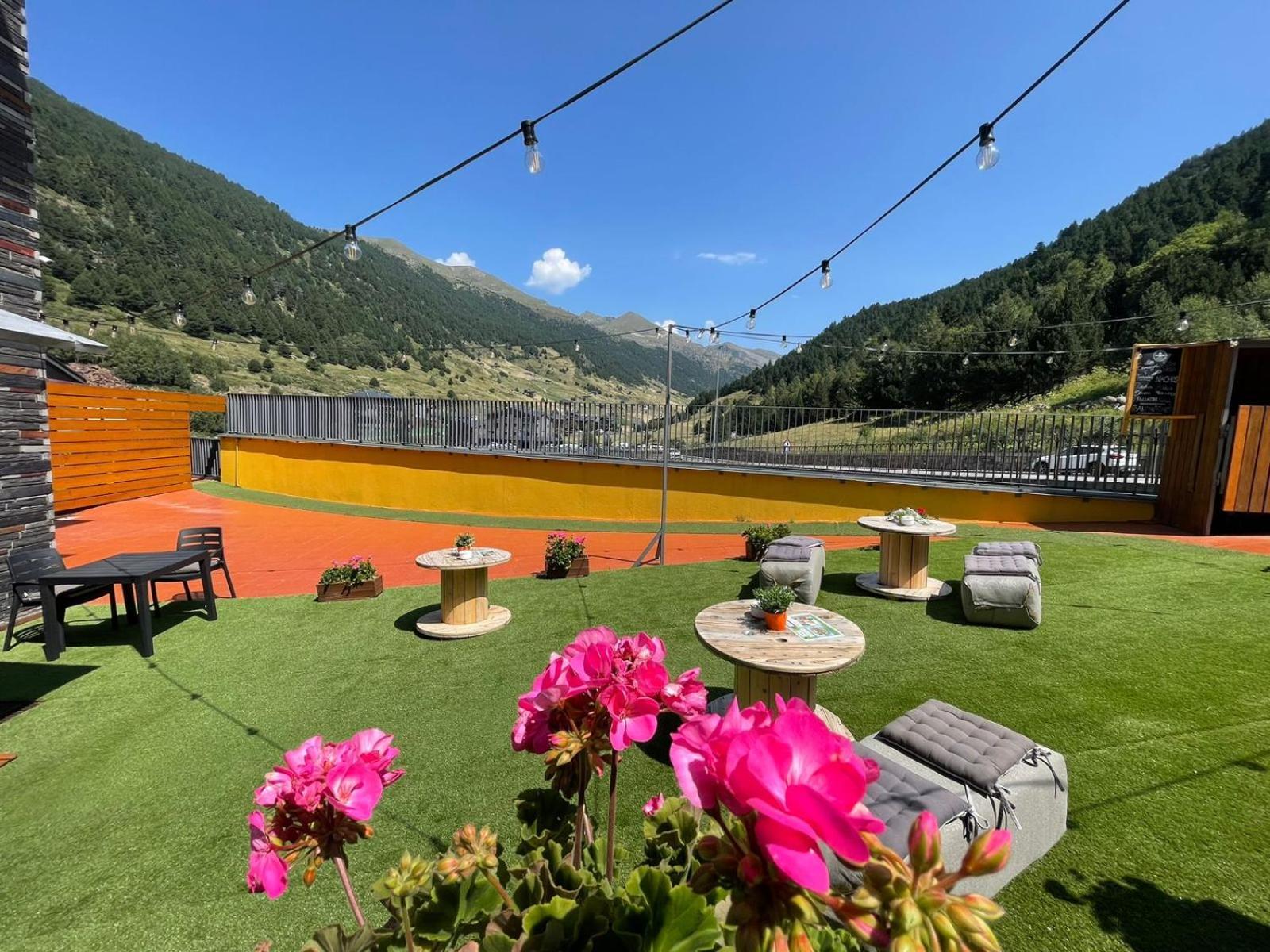 Wuau! Hotel Galanthus & Spa Canillo Exterior photo