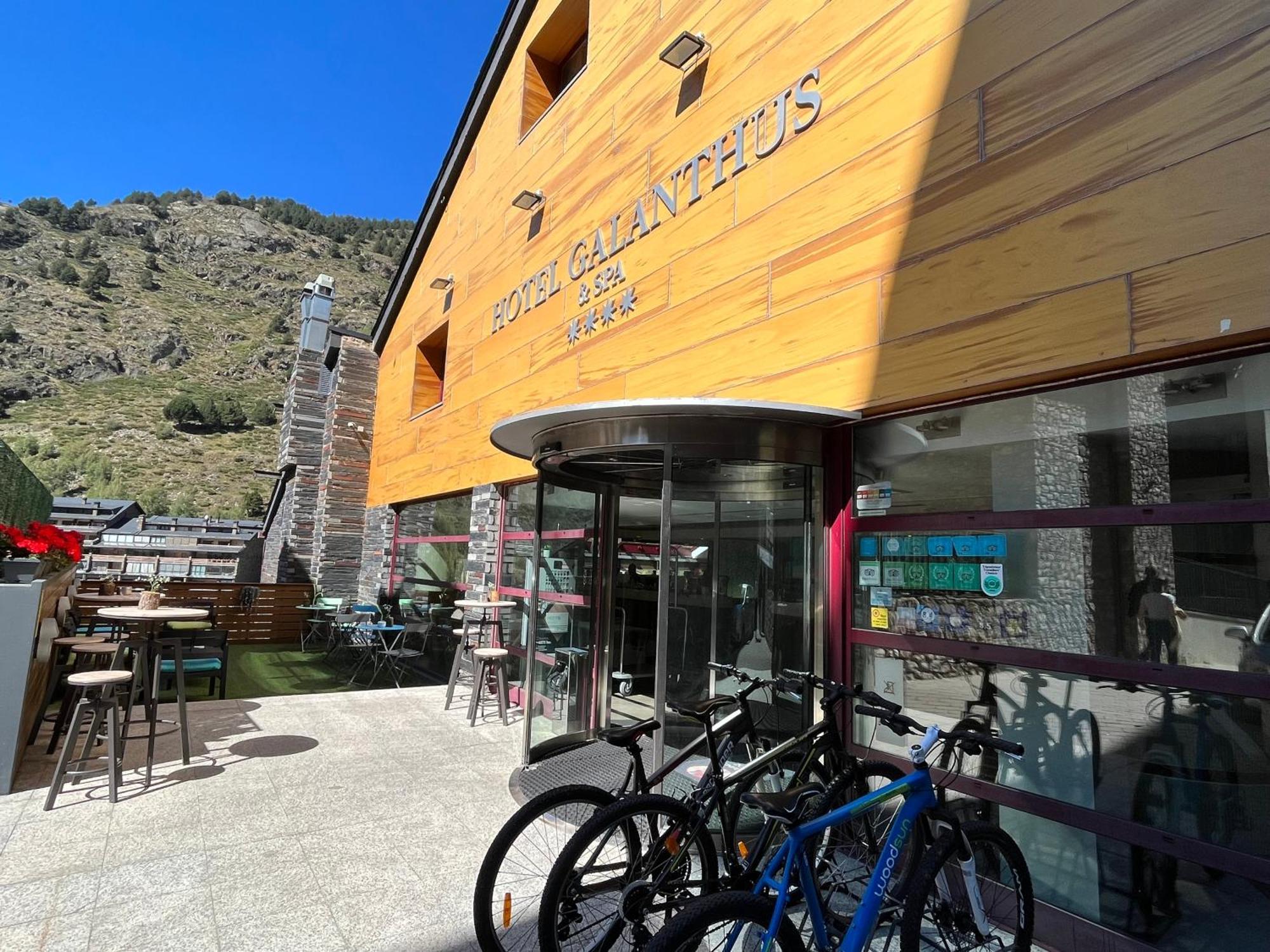 Wuau! Hotel Galanthus & Spa Canillo Exterior photo